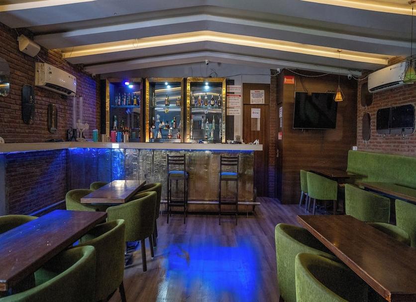Bar Photo