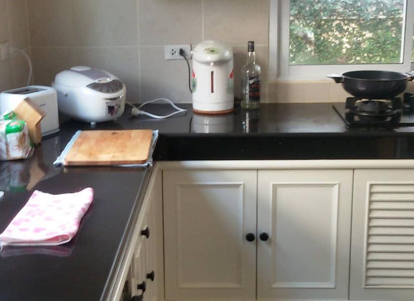 Kitchen Photo