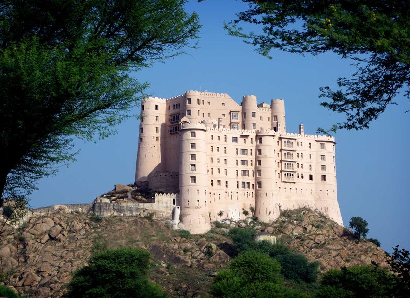 Building Photo