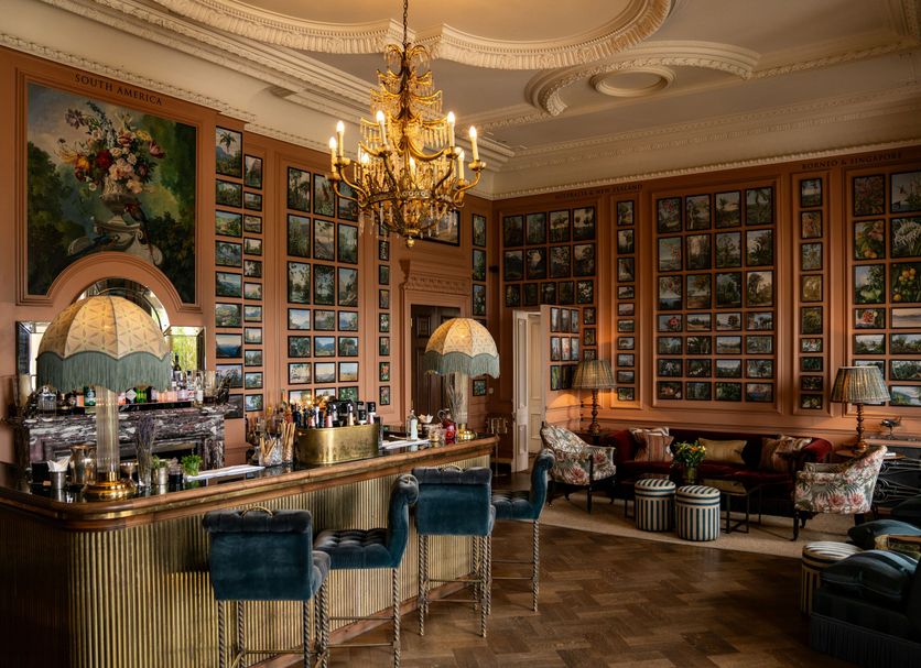 Bar Photo