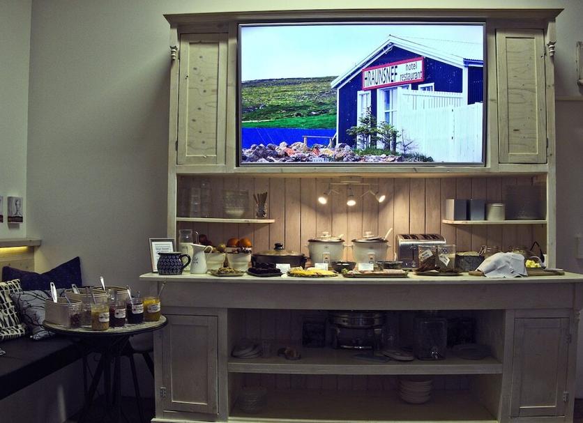 Buffet Photo