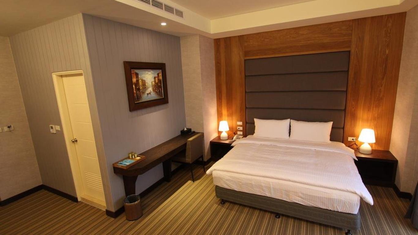 Bravo Ling Jing Hotel