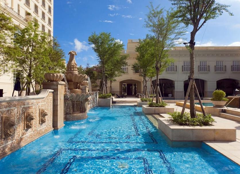 Pool Photo