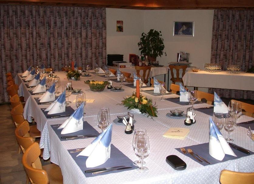 Banquet hall Photo