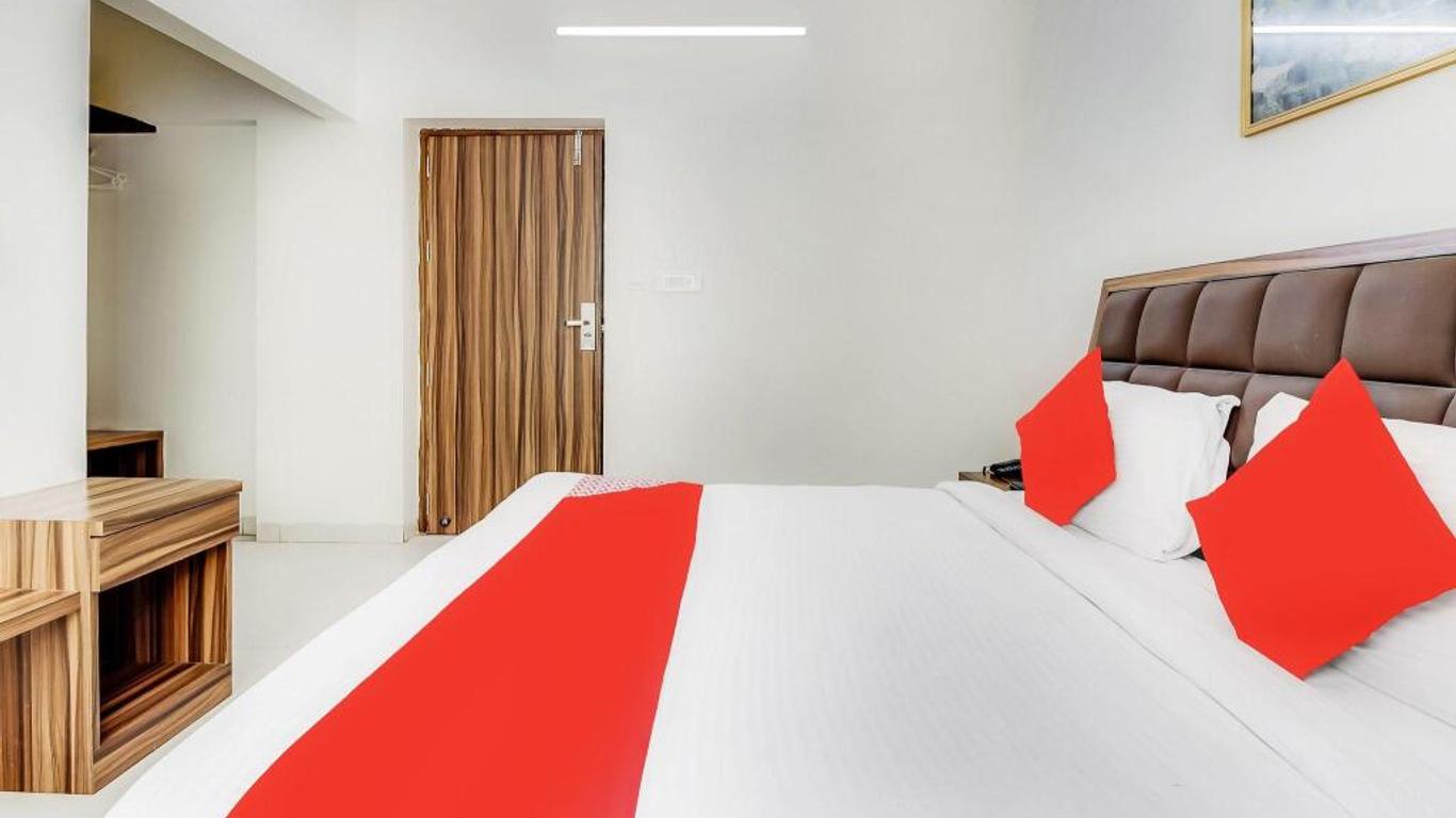 OYO 10213 Hotel Panache