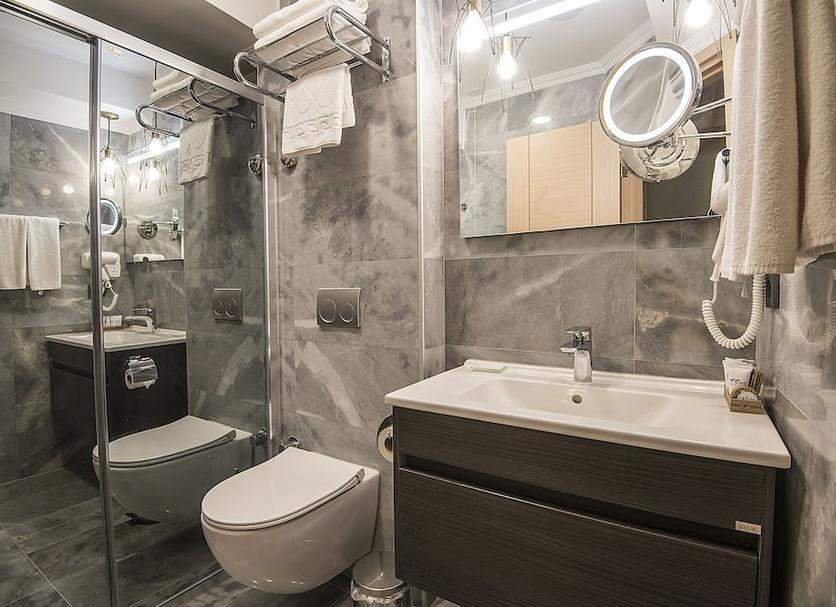 Bathroom Photo