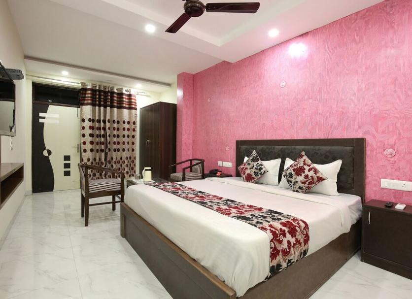 Bedroom Photo