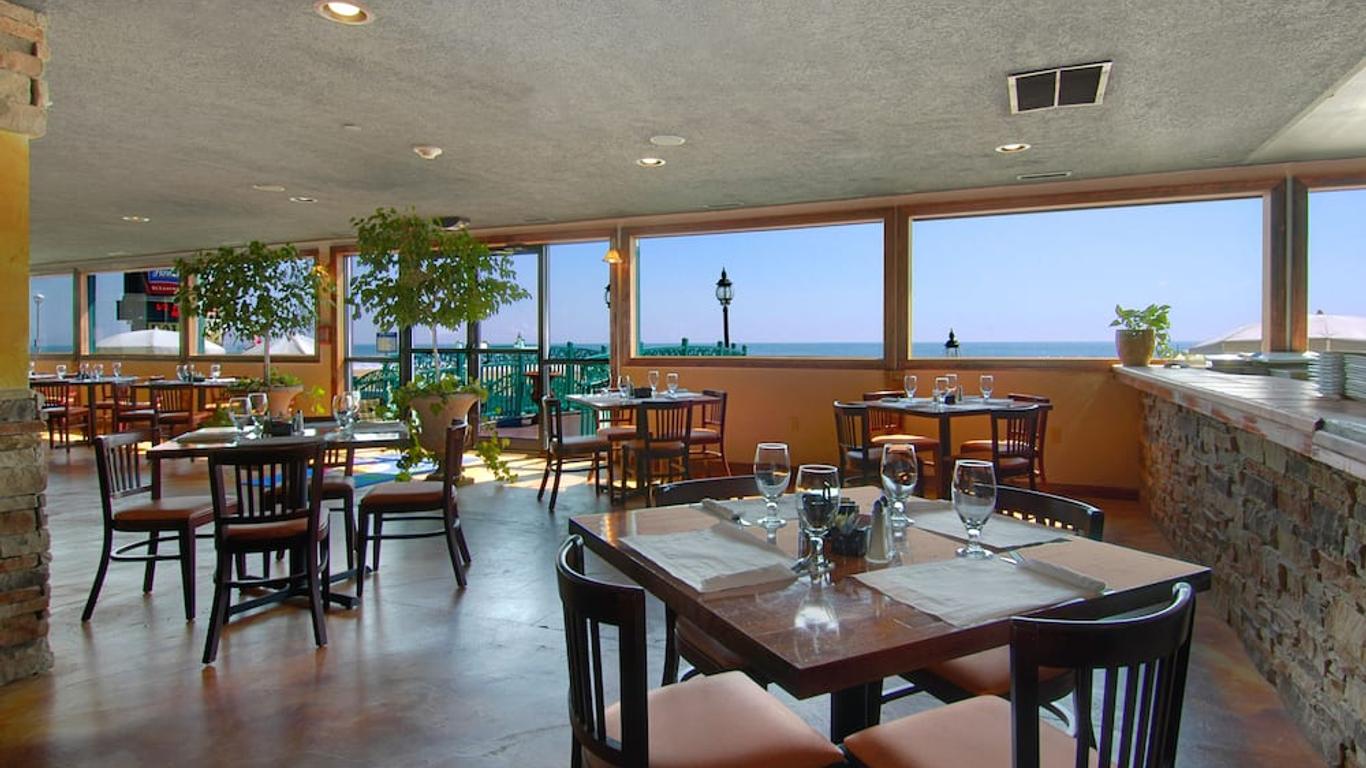 Howard Johnson Plaza by Wyndham Ocean City Oceanfront