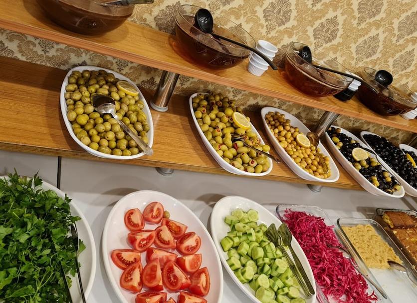 Buffet Photo