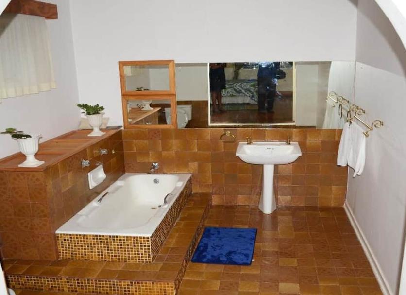 Bathroom Photo