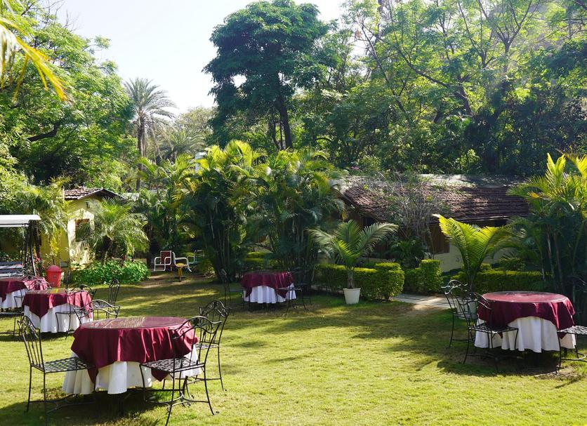 Banquet hall Photo