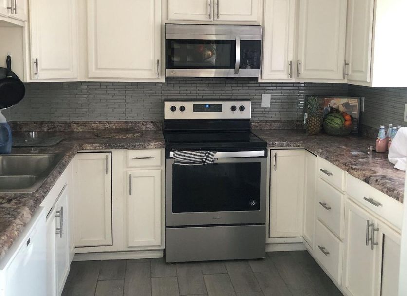 Kitchen Photo