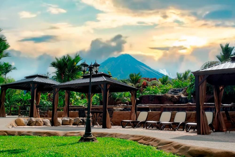 Volcano Lodge, Hotel & Thermal Experience from $127. La Fortuna