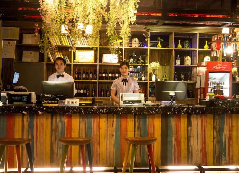 Bar Photo
