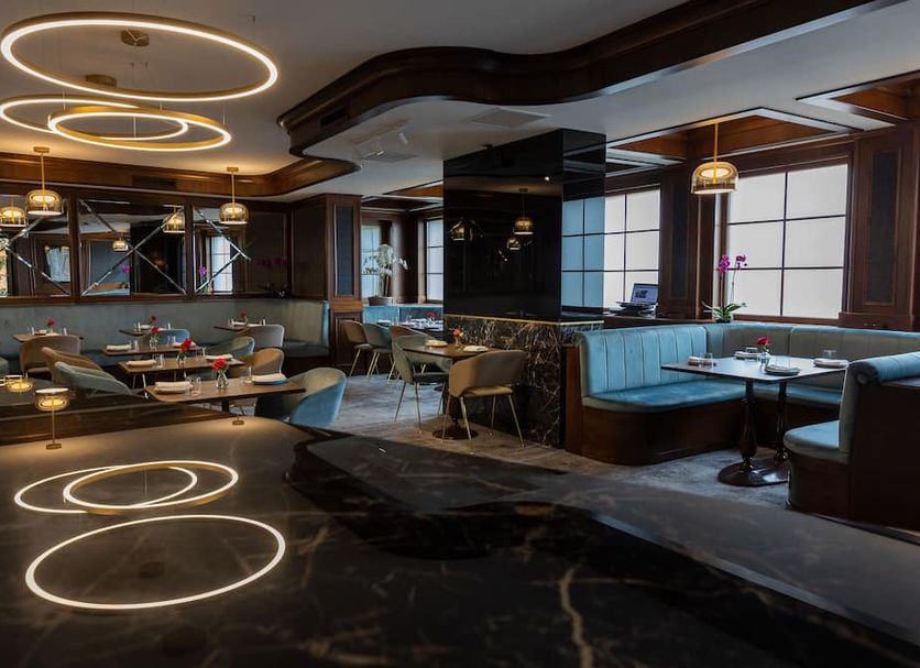 Restaurant Photo