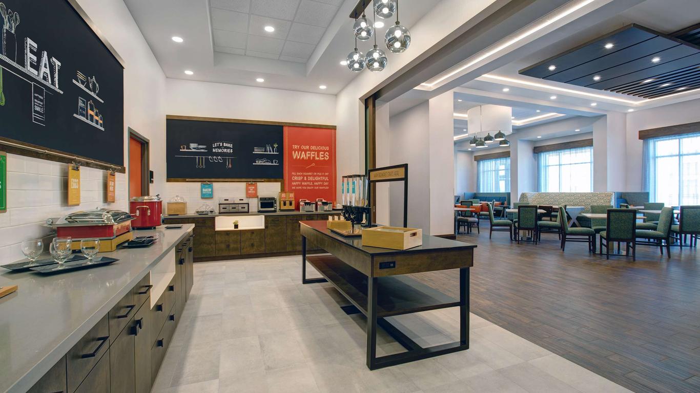Hampton Inn & Suites by Hilton Waterloo St. Jacobs