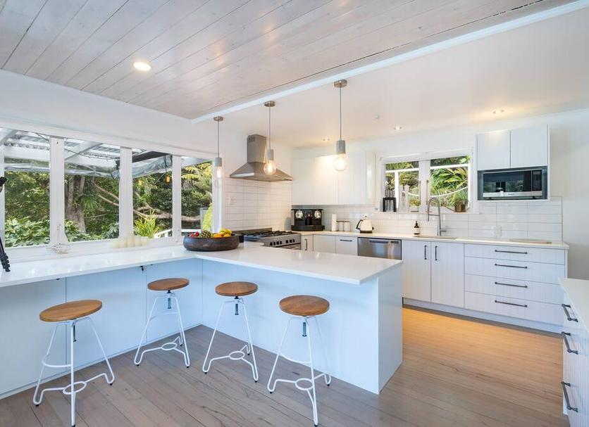 Kitchen Photo