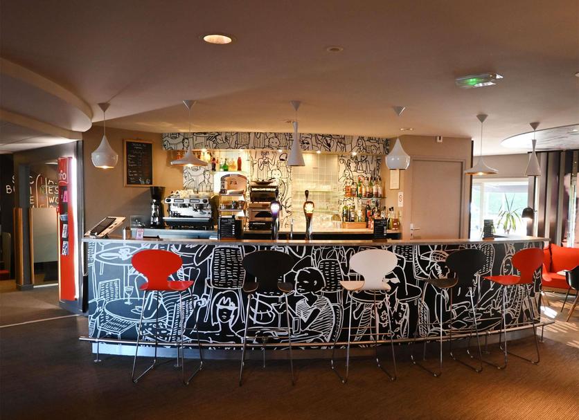 Bar Photo