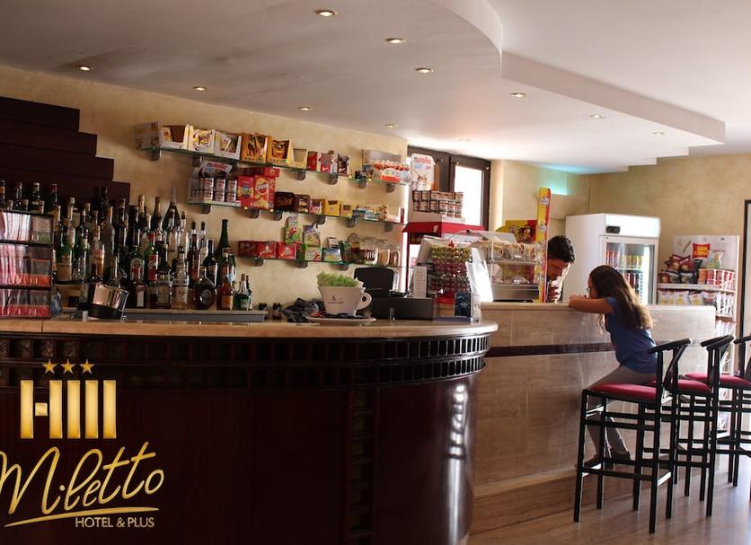 Bar Photo