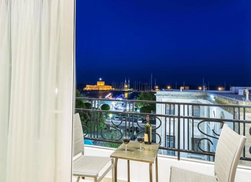 Balcony Photo