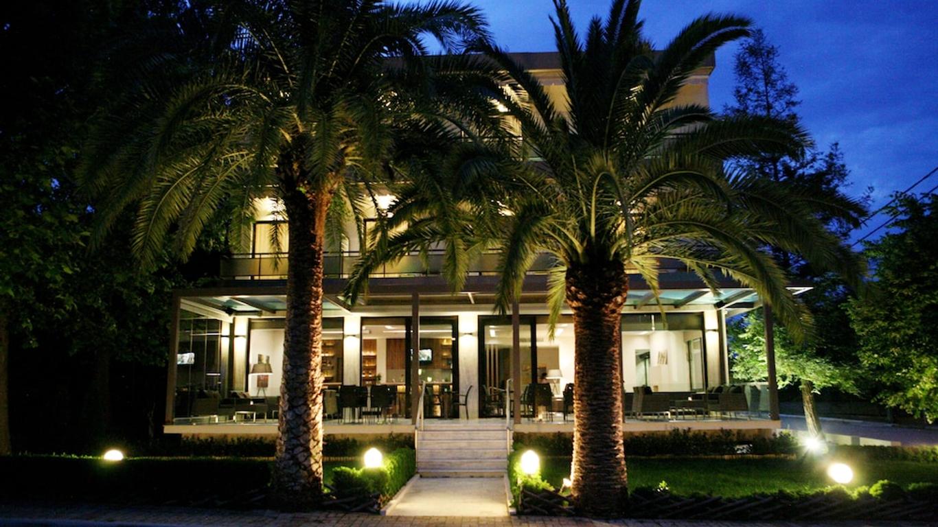 Alexakis Hotel & Spa