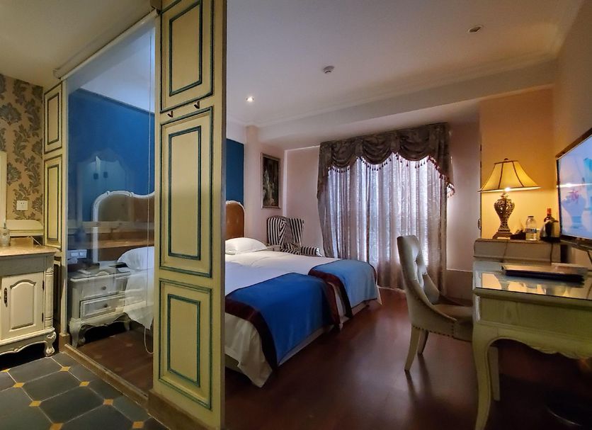Bedroom Photo