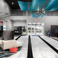 Holiday Inn Express & Suites Charlotte Airport