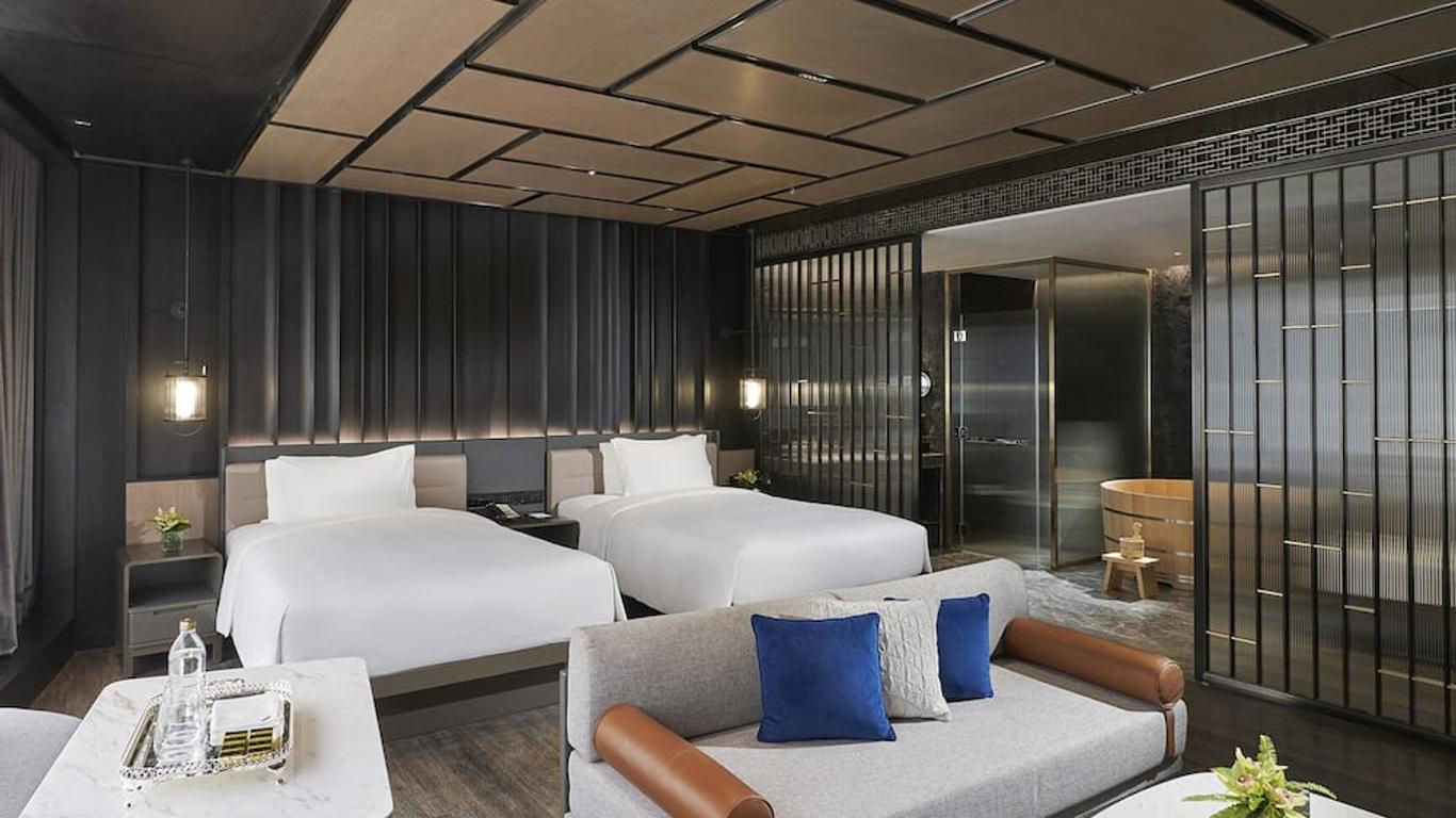 Hotel Okura Manila