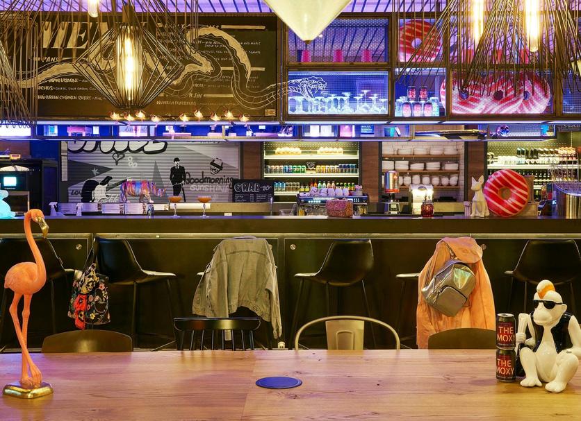 Bar Photo