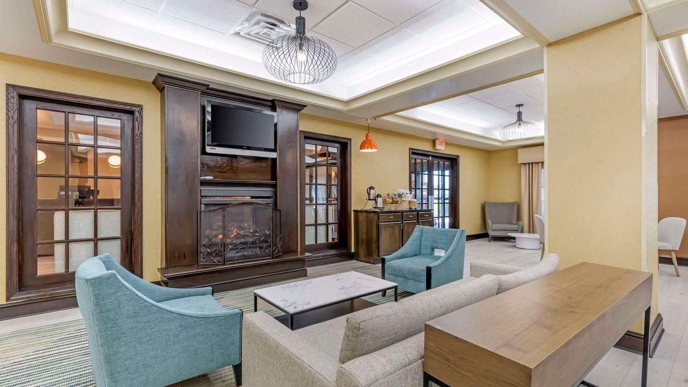 Comfort Inn and Suites Chestertown