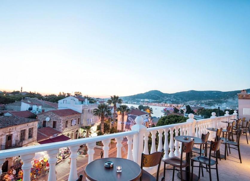 Balcony Photo