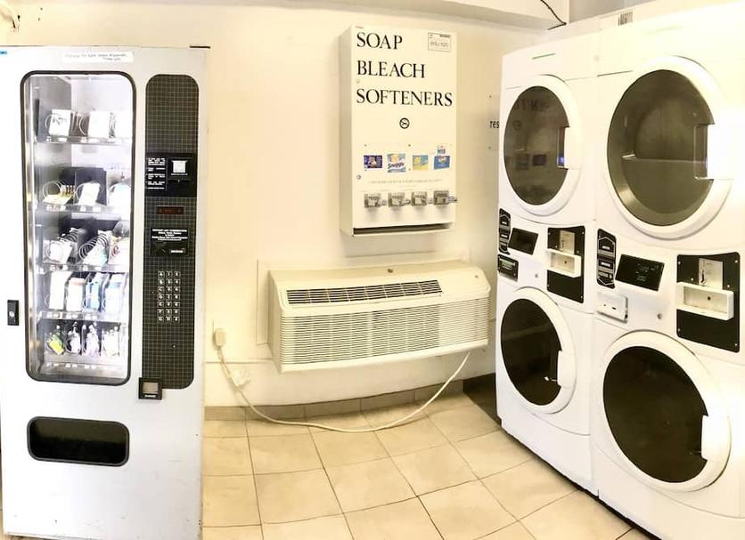 Laundry facility Photo