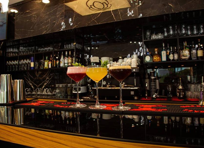 Bar Photo