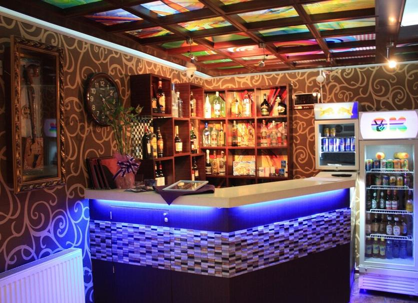 Bar Photo