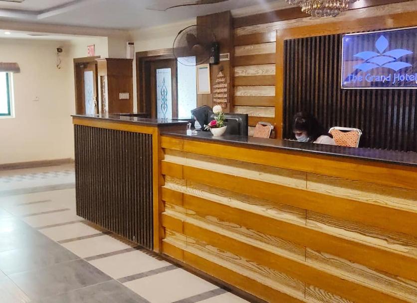 Front desk Photo