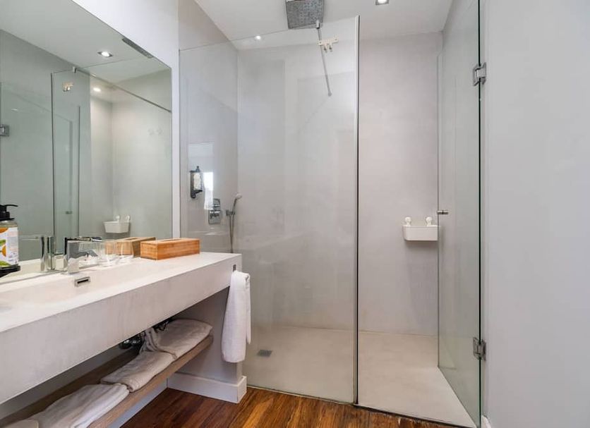 Bathroom Photo