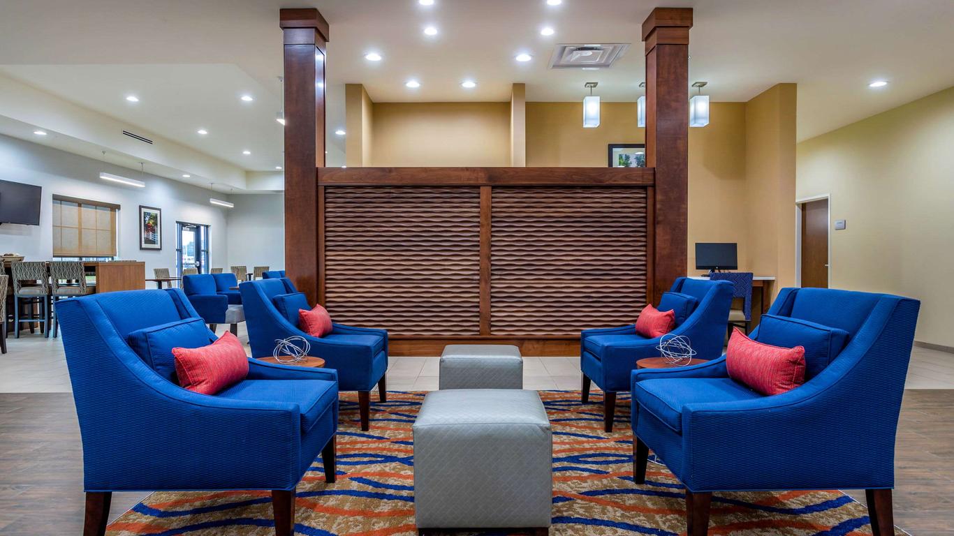 Comfort Suites