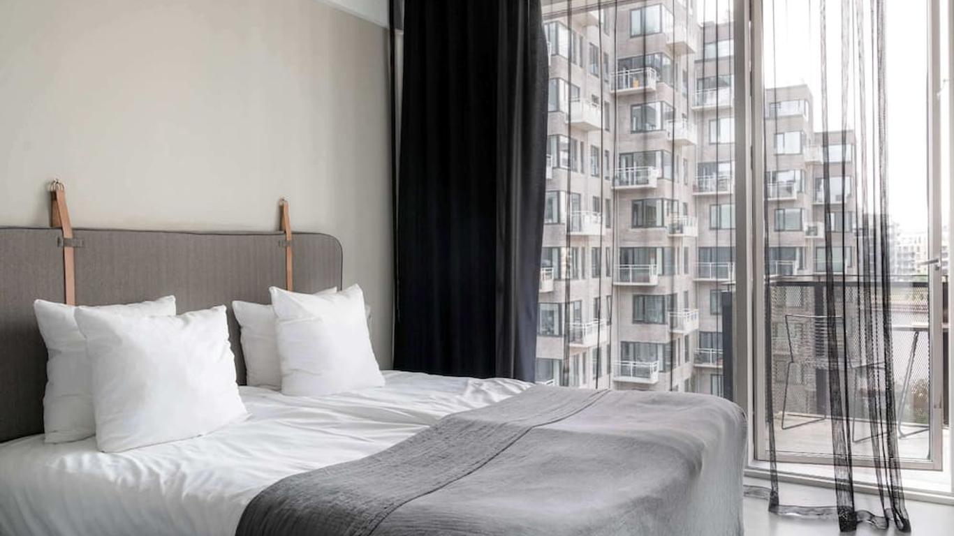The Pier Ateliers by Daniel&Jacob's