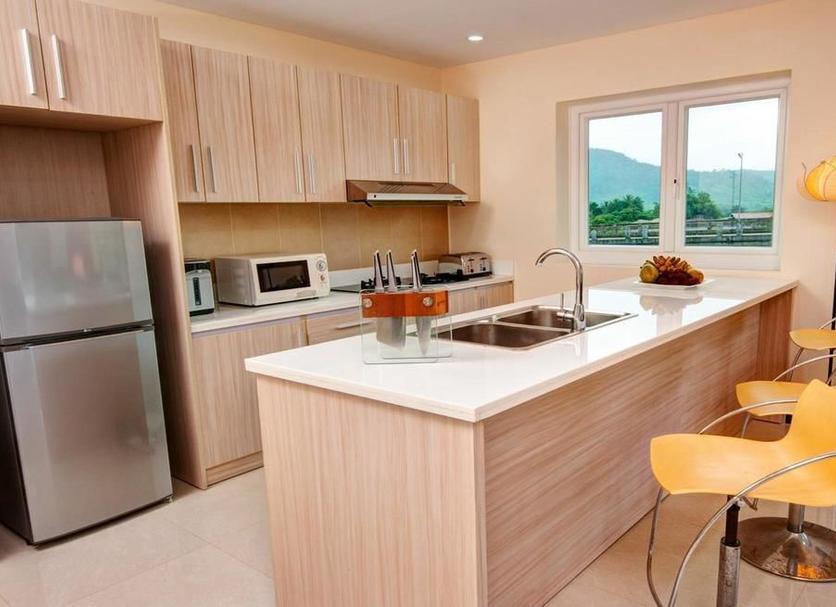 Kitchen Photo