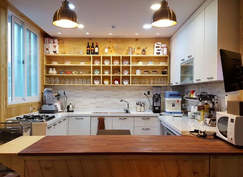 Kitchen Photo