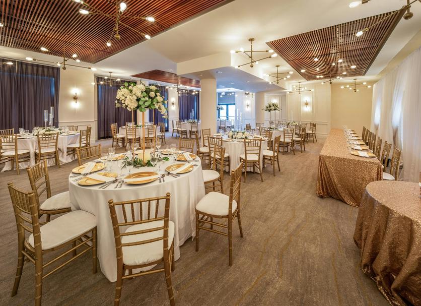 Banquet hall Photo
