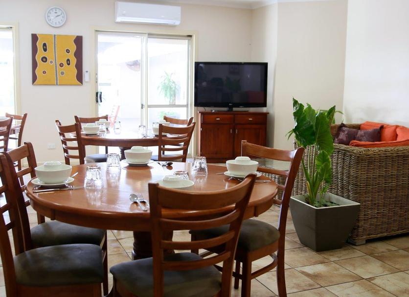 Dining room Photo