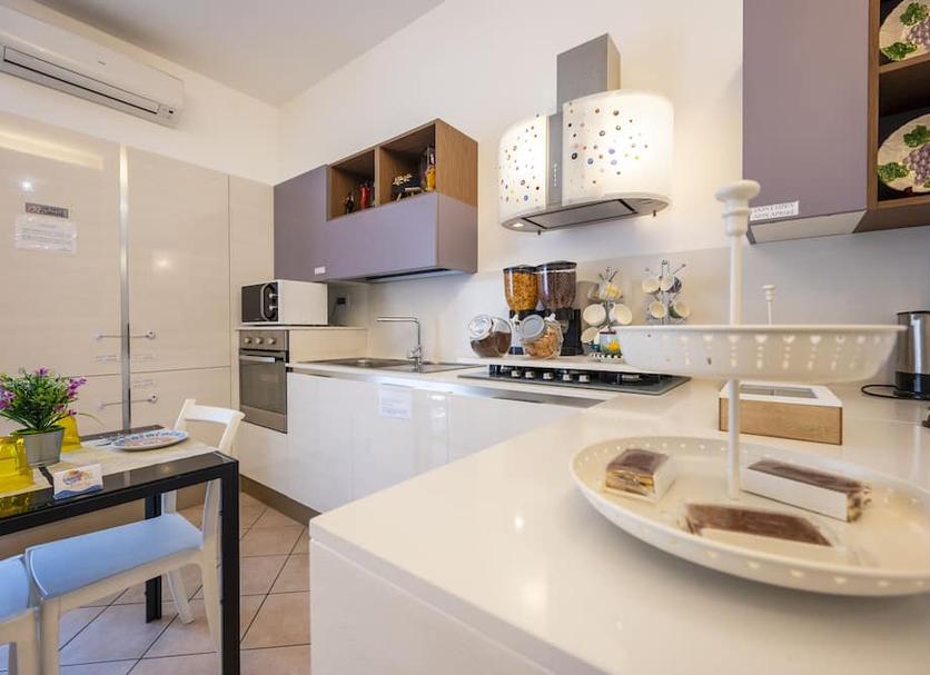 Kitchen Photo