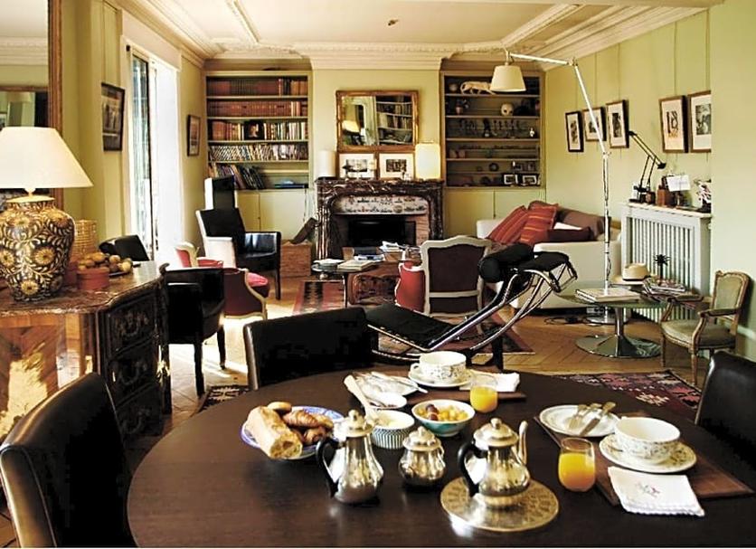 Dining room Photo