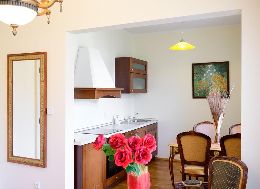 Kitchen Photo