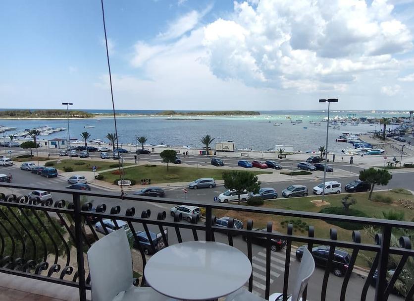 Balcony Photo