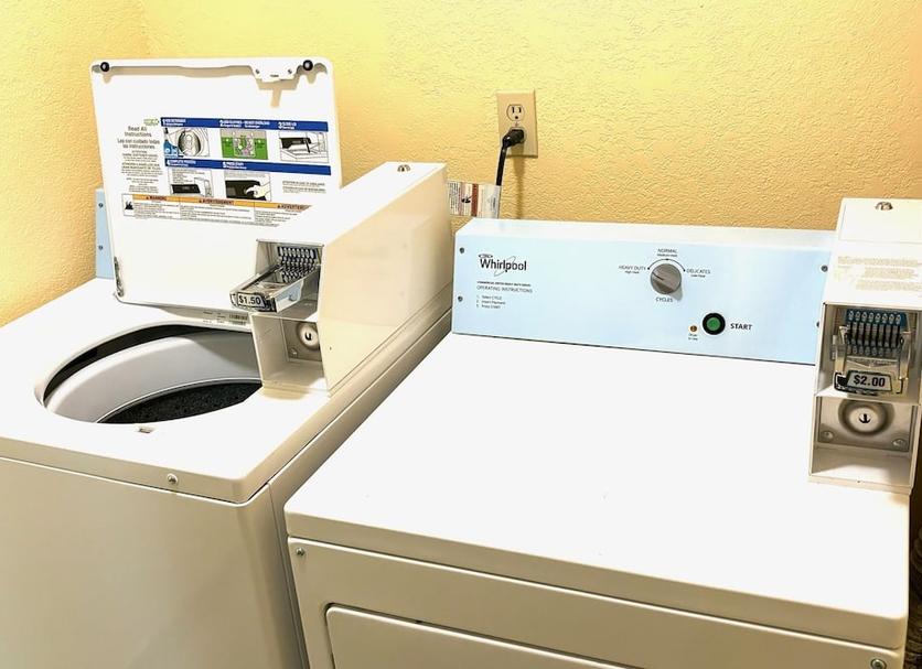 Laundry facility Photo