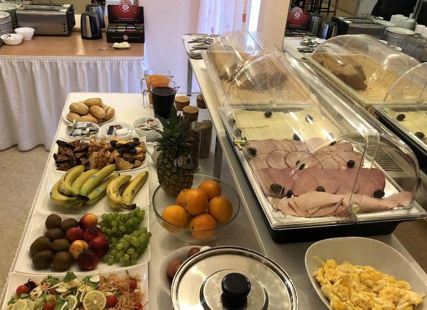 Buffet Photo