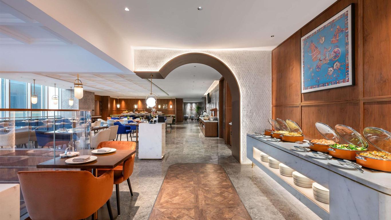 Novotel Shanghai Baoshan Jiusi