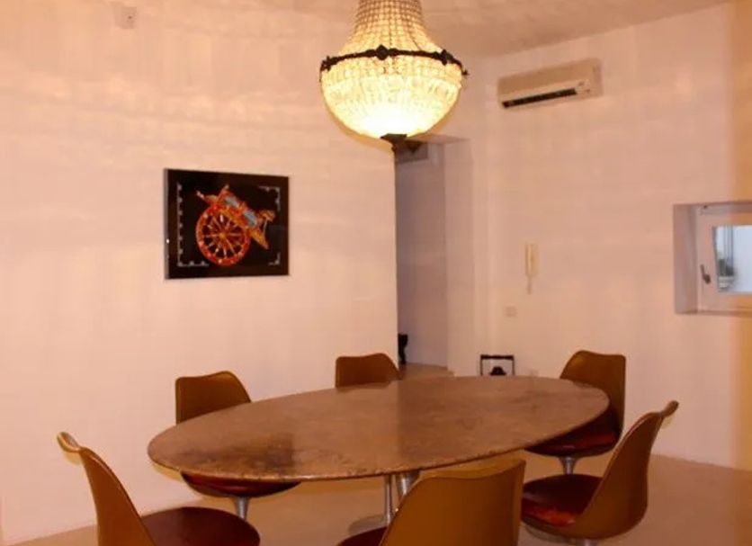 Dining room Photo